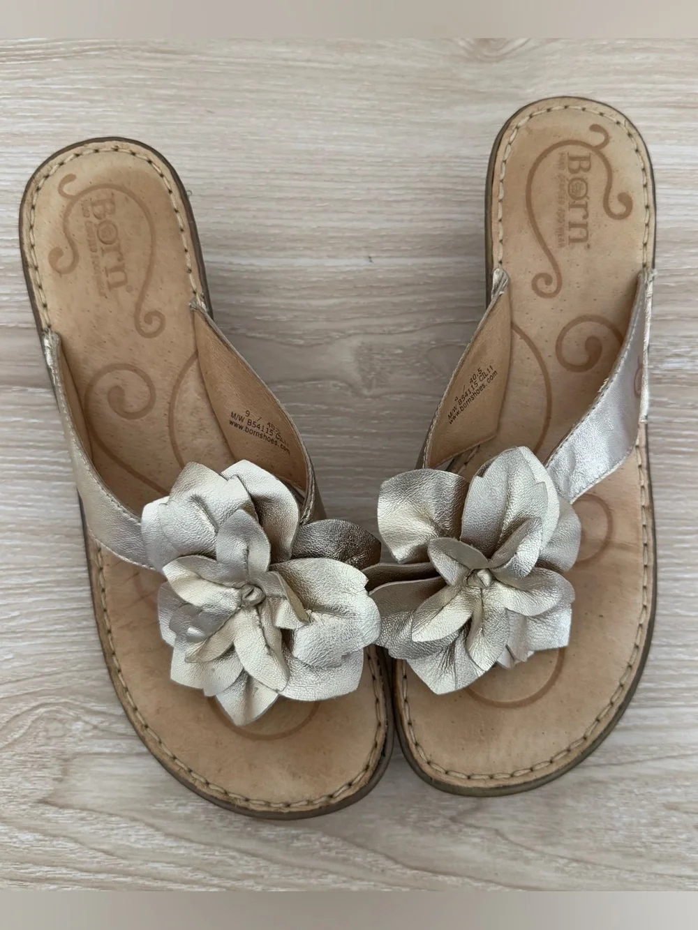 Born 9 Foil Floral Sandal Wedges Resort Vacation Getaway